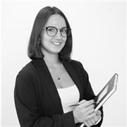 Graduada en Educación Infantil y Educción Primaria con menciones en Pedagogía Terapéutica y Audición y Lenguaje